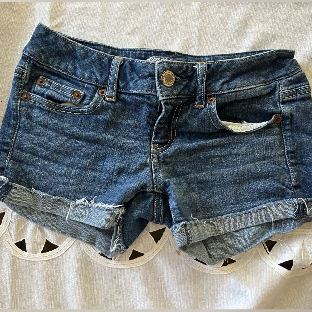 dark wash jean shorts